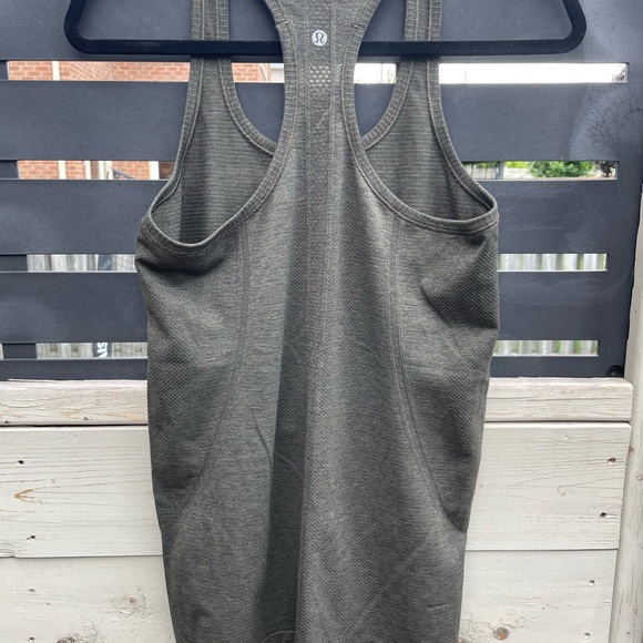 Lululemon racer back tank - Picture 2 of 2